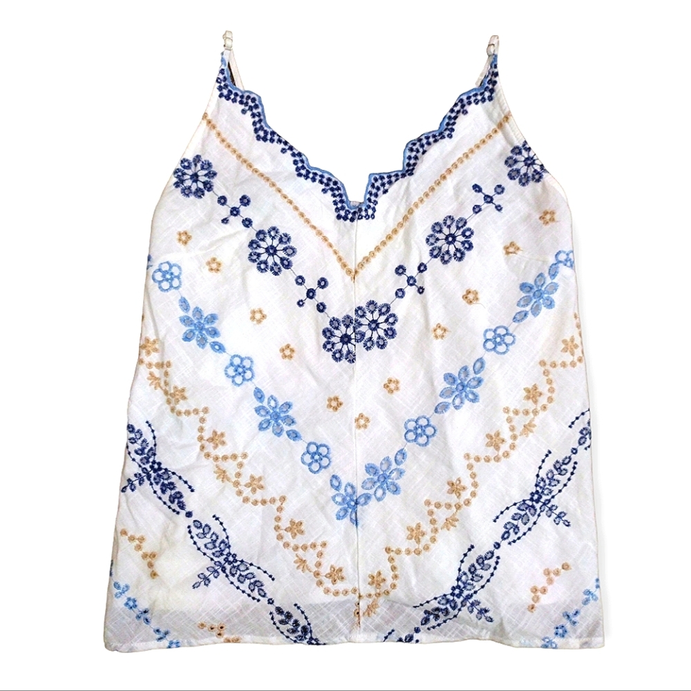 Mi ami from Francesca's White eyelet Linen Top